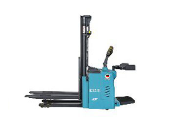 1 5吨 电动托盘堆高车